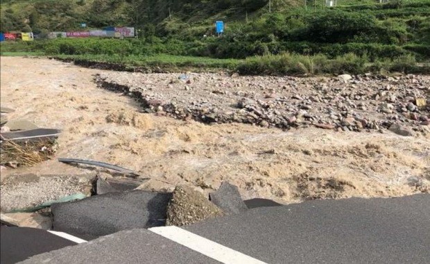 中國四川發生暴雨災害３人死12人失聯 ảnh 1