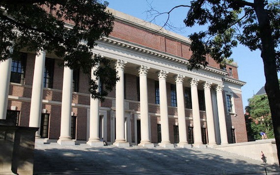 美國馬薩諸塞州劍橋市哈佛大學校園。(圖源:新華社)