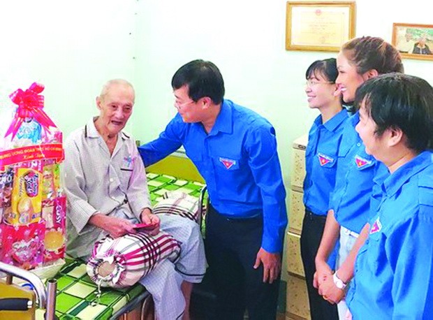 本市青年展開多項飲水思源活動 ảnh 1 本市青年展開多項飲水思源活動 ảnh 1