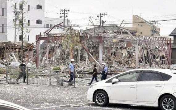 疑似發生爆炸的建築物已只剩骨架。(圖源:互聯網)
