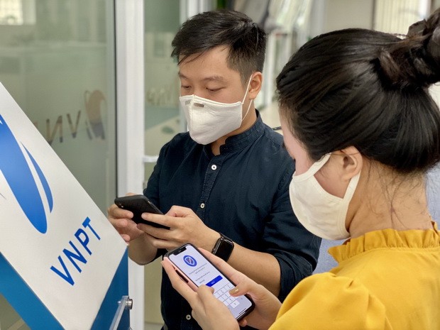 安裝 Bluezone 電子口罩應用人數日均增百萬 ảnh 1