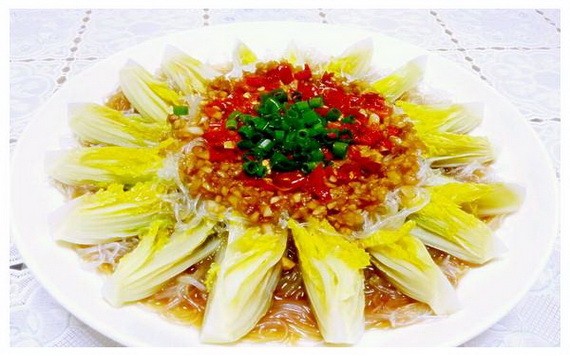 蒜蓉粉絲蒸娃娃菜。（示意圖源：互聯網）