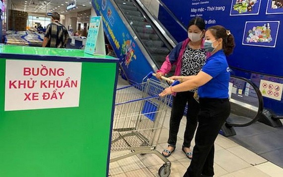 手推車使用前都獲消毒。