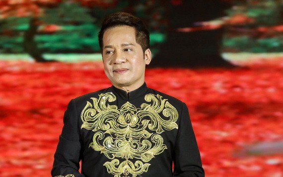 男藝人小明