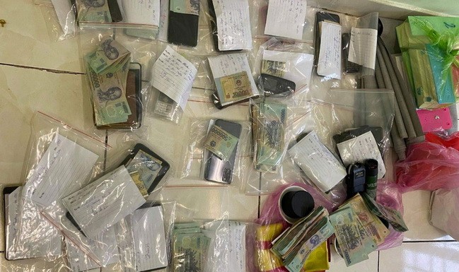 偵破平陽省大規模賭場 ảnh 1