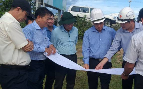 交通運輸部工作團實地視察永好-藩切高速公路建設項目開展工作。（圖源：T.Kh）