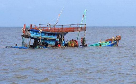 QNg 95618TS 號漁船在距離富貴島東北偏東面約82海里海域捕魚時遭一艘貨輪撞沉。（示意圖源：VTC）