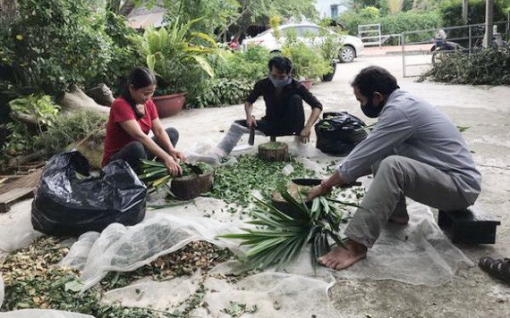 大家攜手合力維持黃粱診所。