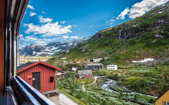 世界九大火車線 沿途風景皆是“明信片”（下）