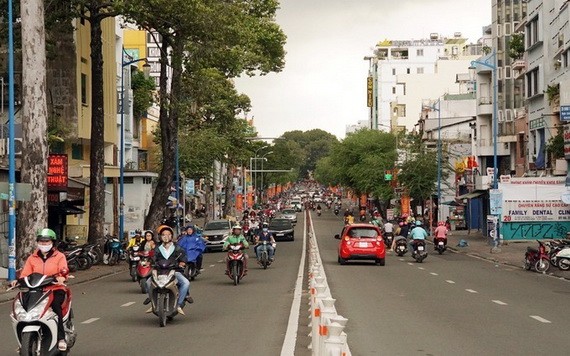 9月16日，黎文悅陵園旁邊的丁先皇街路段正式獲易名為黎文悅街。（圖源：孟松）