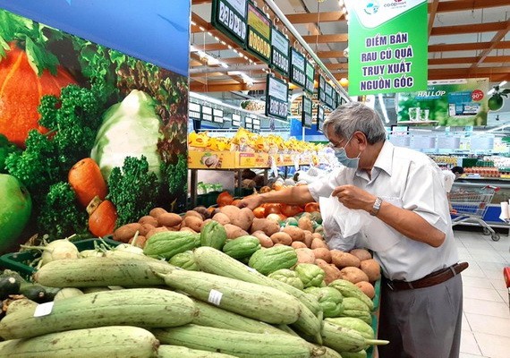 Co.opmart連鎖超市嚴管鮮活食品的標準。