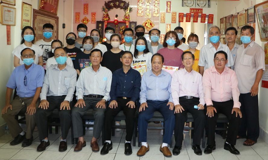 各華人宗祠頒發獎助學金 ảnh 1