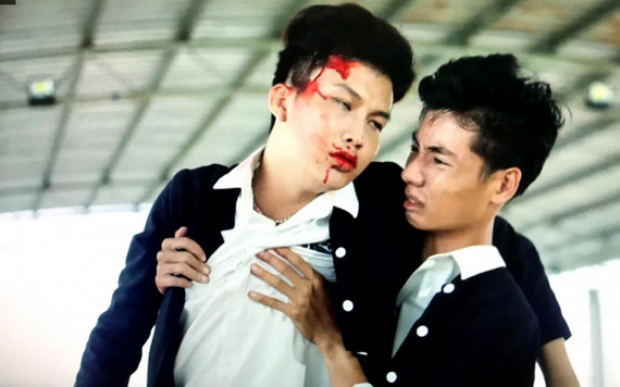 《我男友是校霸》片中有許多毆打的鏡頭。