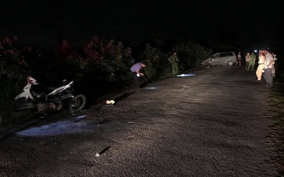 交警在現場勘查交通事故原因。（圖源：交通報）