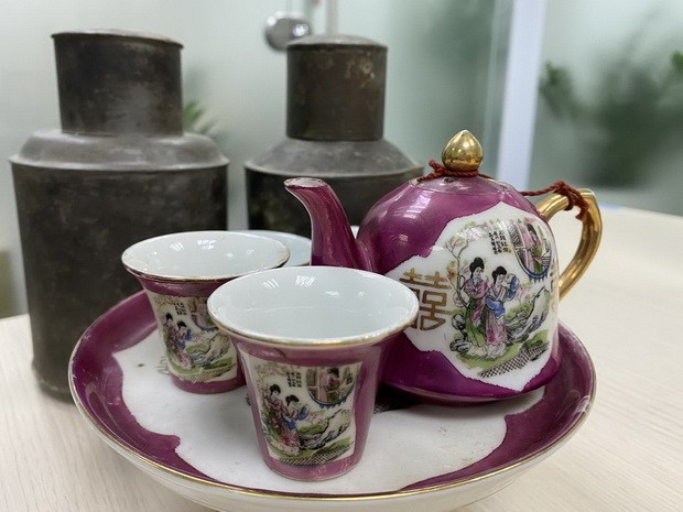 陳茶細品味  瓷壺古意濃 ảnh 2