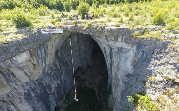 Prohodna是保加利亞最受歡迎的蹦極地點之一。