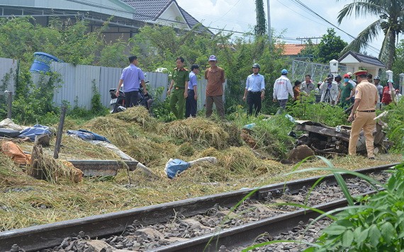 職能力量在現場調查事故原因。（圖源：馬芳）