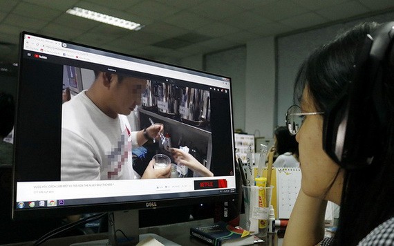 凡是透過谷歌、臉書及Youtube賺取收益並接收款項者，若拖欠稅務將被清查。（示意圖源：玉鳳）