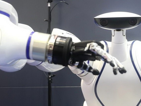 世界經濟論壇預測，全球約半數的工作任務到2025年之前將由機器完成，但技術變革也將在一些行業催生新的工作崗位。（圖源：互聯網）