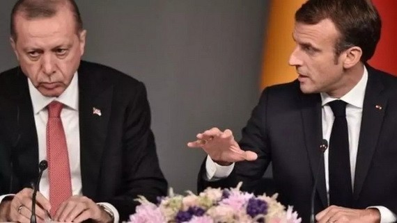 土耳其總統埃爾多安（左）與法國總統馬克龍。（圖源：AFP）