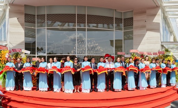 檳椥Diamond Stars酒店落成典禮儀式。（圖源：秋莊）