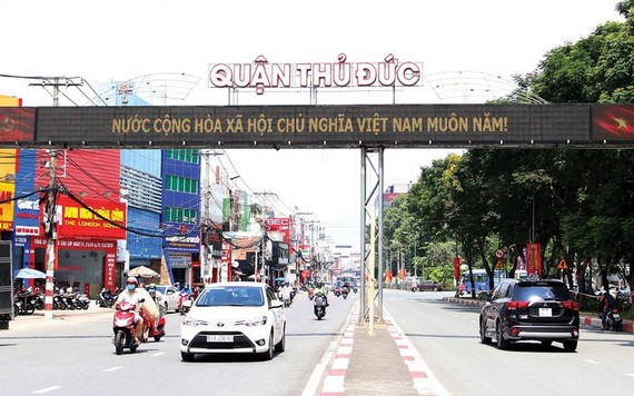 守德郡吸引大量投資商的長壽坊。（圖源：黎全）