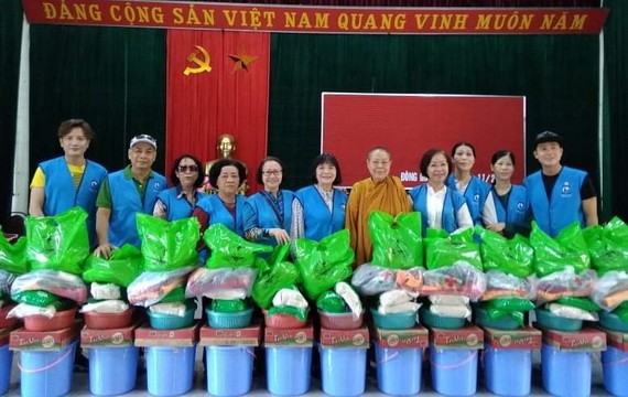 各華人單位捐助中部災區同胞