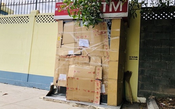 遭破壞的櫃員機現已被封鎖。（圖源：VNN）