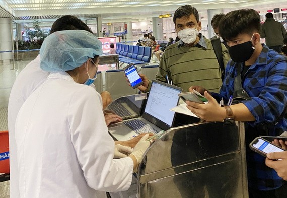 出境時申報不實，將遭處罰。