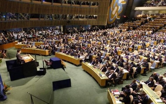 圖為 2016年4月22日，全球應對氣候變化新協議《巴黎協定》高級別簽署儀式在紐約聯合國總部舉行。（圖源：Getty Images）