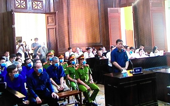 庭審現場。（圖源：梅花）