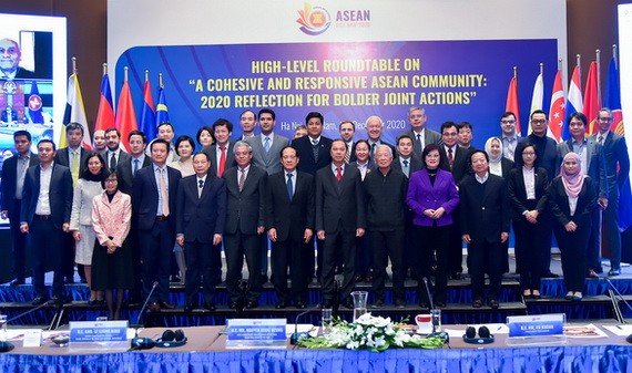 與會代表合照。（圖源越通社）