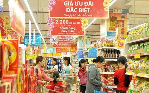 本市多家超市展開促銷活動。