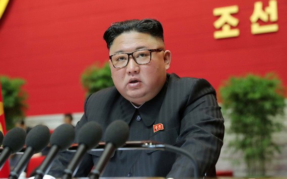朝鮮最高領導人金正恩在大會上發表講話。(圖源:路透社)