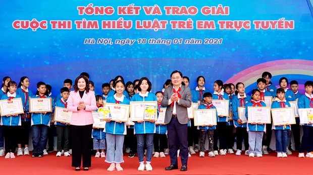 讓少兒深刻理解《兒童法》 ảnh 1 讓少兒深刻理解《兒童法》 ảnh 1