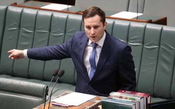 澳大利亞聯邦移民部長霍克。（圖源：互聯網）