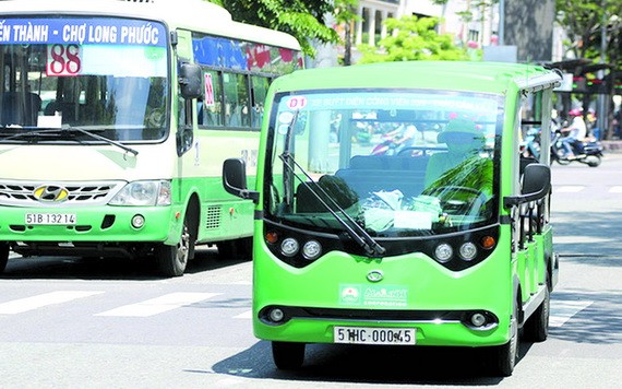 小型巴士可緩解堵塞。