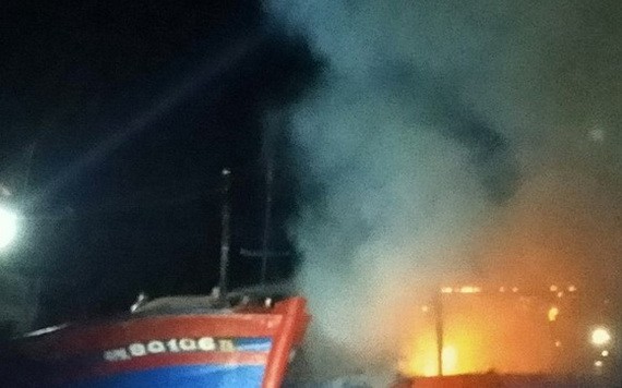 漁船失火造成 30 多億元損失