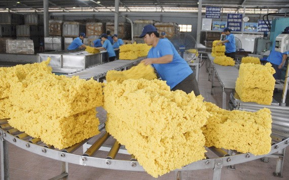 橡膠生產車間一隅。