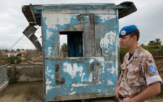聯合國駐塞浦路斯維持和平部隊控制著敵對雙方之間的緩衝區。（圖源：聯合國）