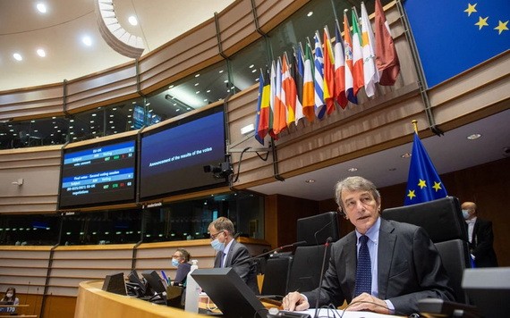 歐洲議會28日表決通過英歐貿易協議，英國脫歐之後的雙方關係進入新的篇章。（圖源：新華社）