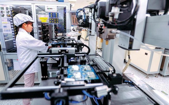 FDI企業在越南投資高新技術項目。