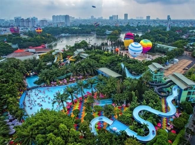 蓮潭水上公園。