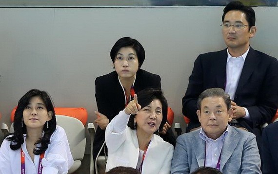 三星李氏一家五口。(圖源:韓聯社)