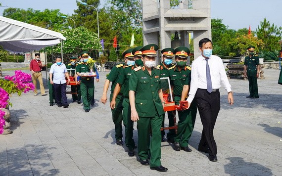 烈士骸骨追悼與改葬儀式現場。（圖源：進壹）