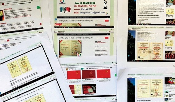 網上公開承辦各種文憑和證書。