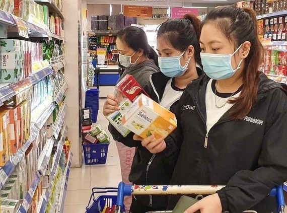超市有充足貨源滿足顧客需求。