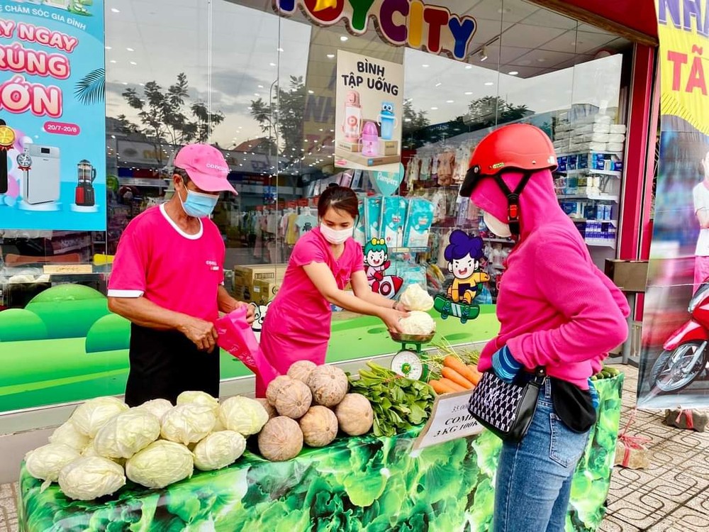 在寶寶母嬰店設食品供應點。(圖源:互聯網)