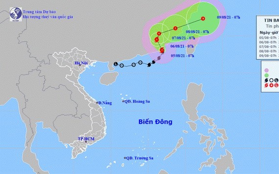圖為 4號颱風的移動方向。(圖源:國家水文氣象預報中心)