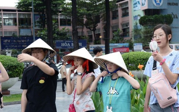 本市於9月15日後逐步開放旅遊服務。